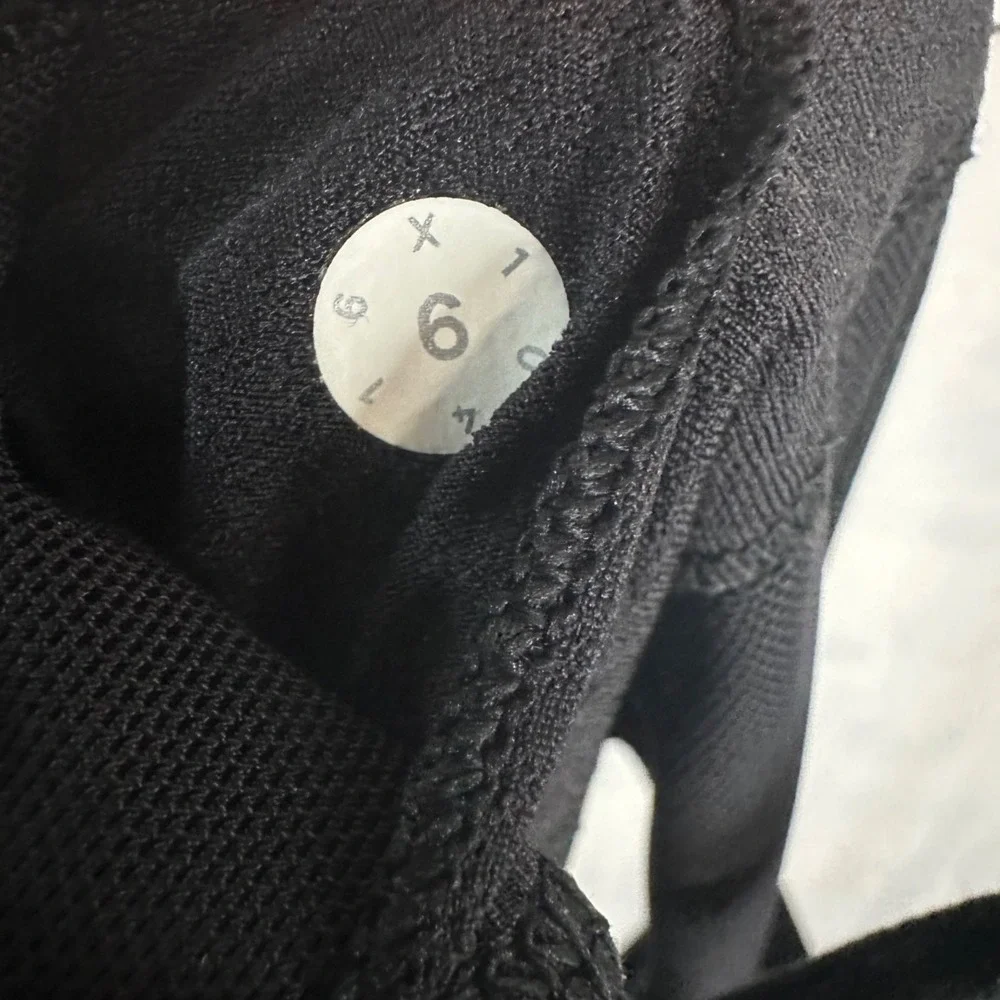 Lululemon Athletic Black Sheer Tank Top With Sports Bra Loose Fit Size 6